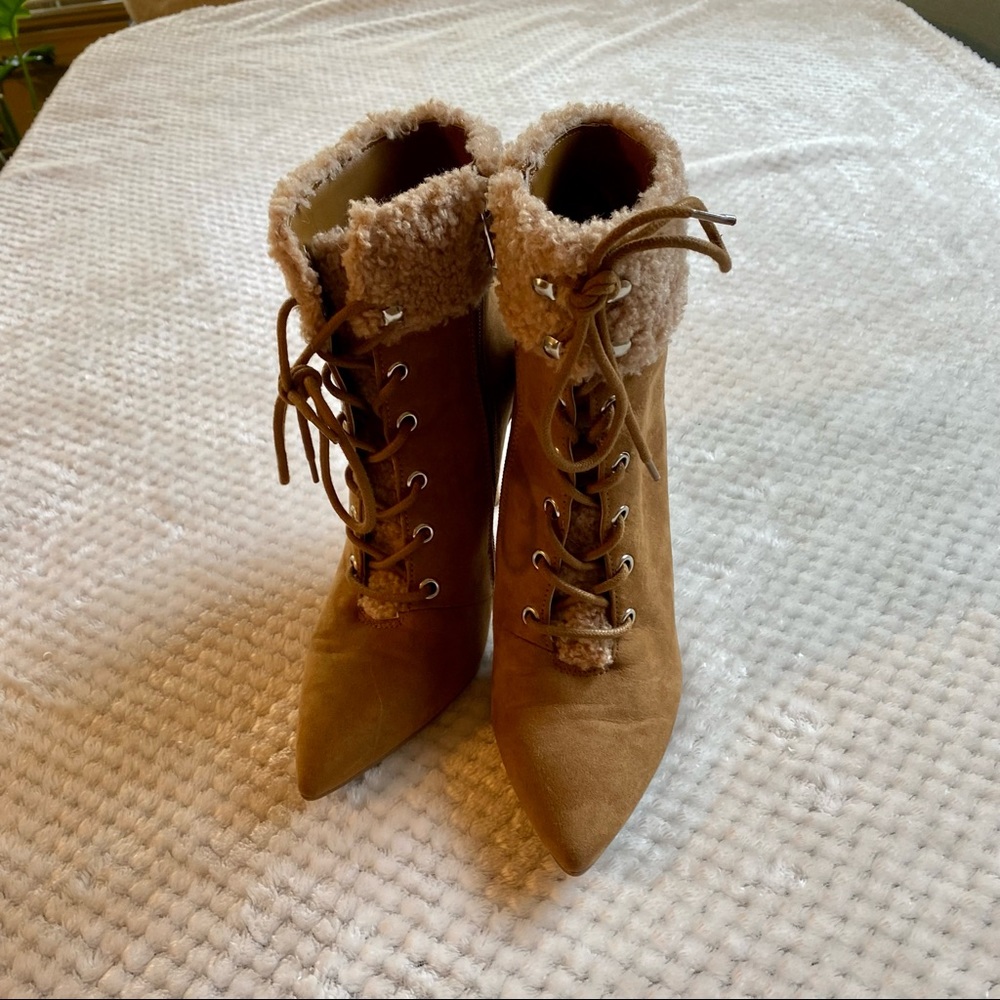 Jessica Simpson heeled faux fur suede booties. Size 6. EUC. - Picture 3 of 8